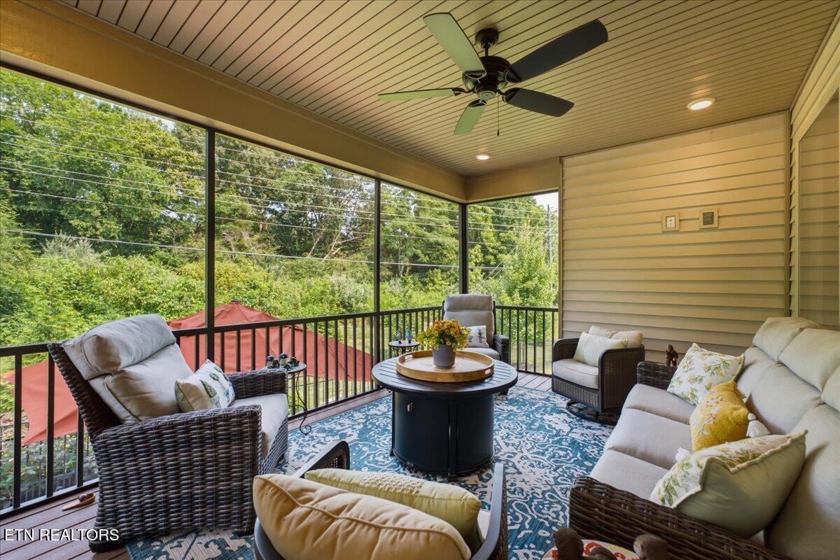 304 Cheeyo Lane, Loudon, TN - Fort Loudoun and Tellico Lake Real Estate - Image# 43