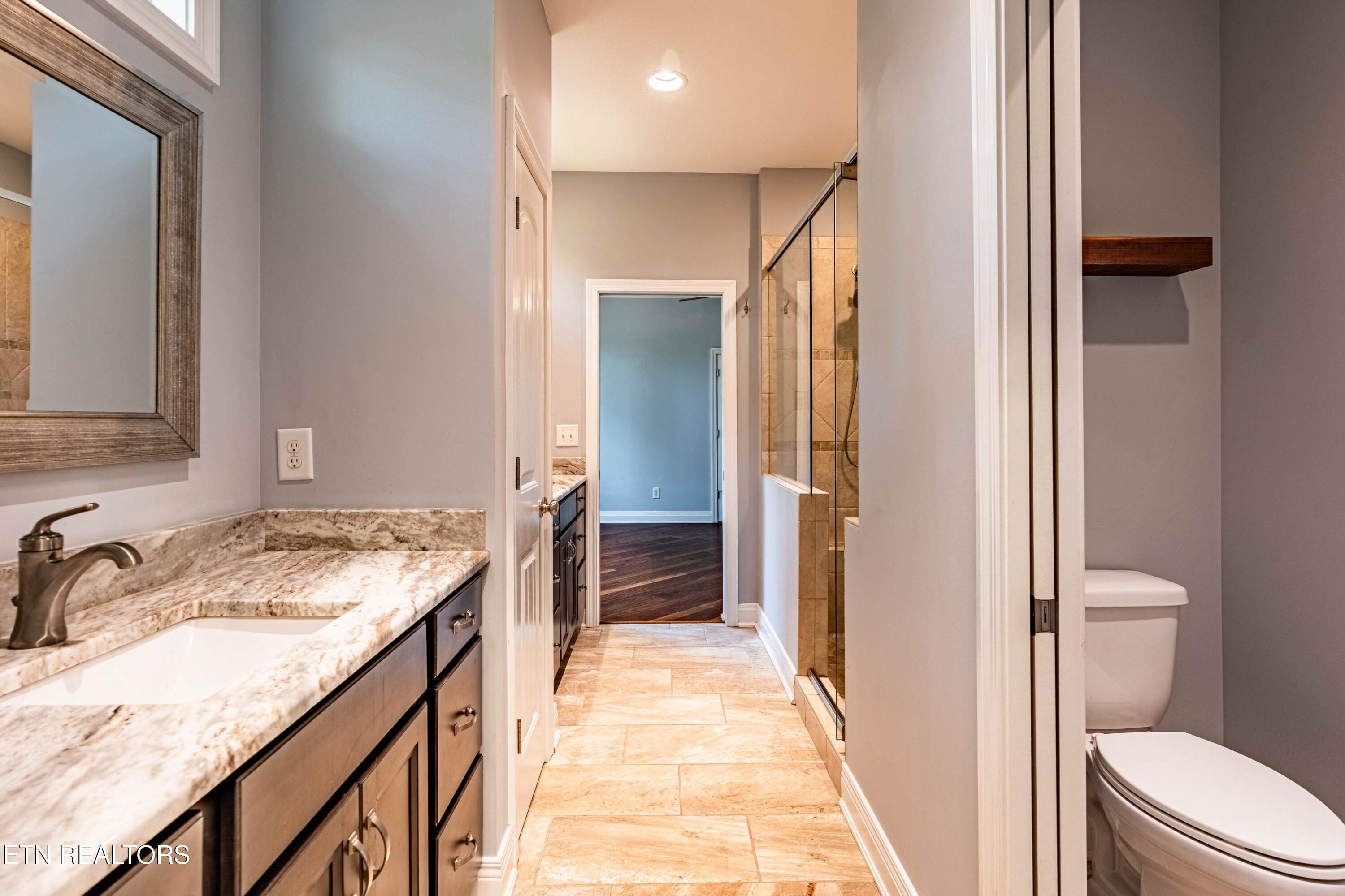 330 Dudala Point, Loudon, TN - Fort Loudoun and Tellico Lake Real Estate - Image# 27