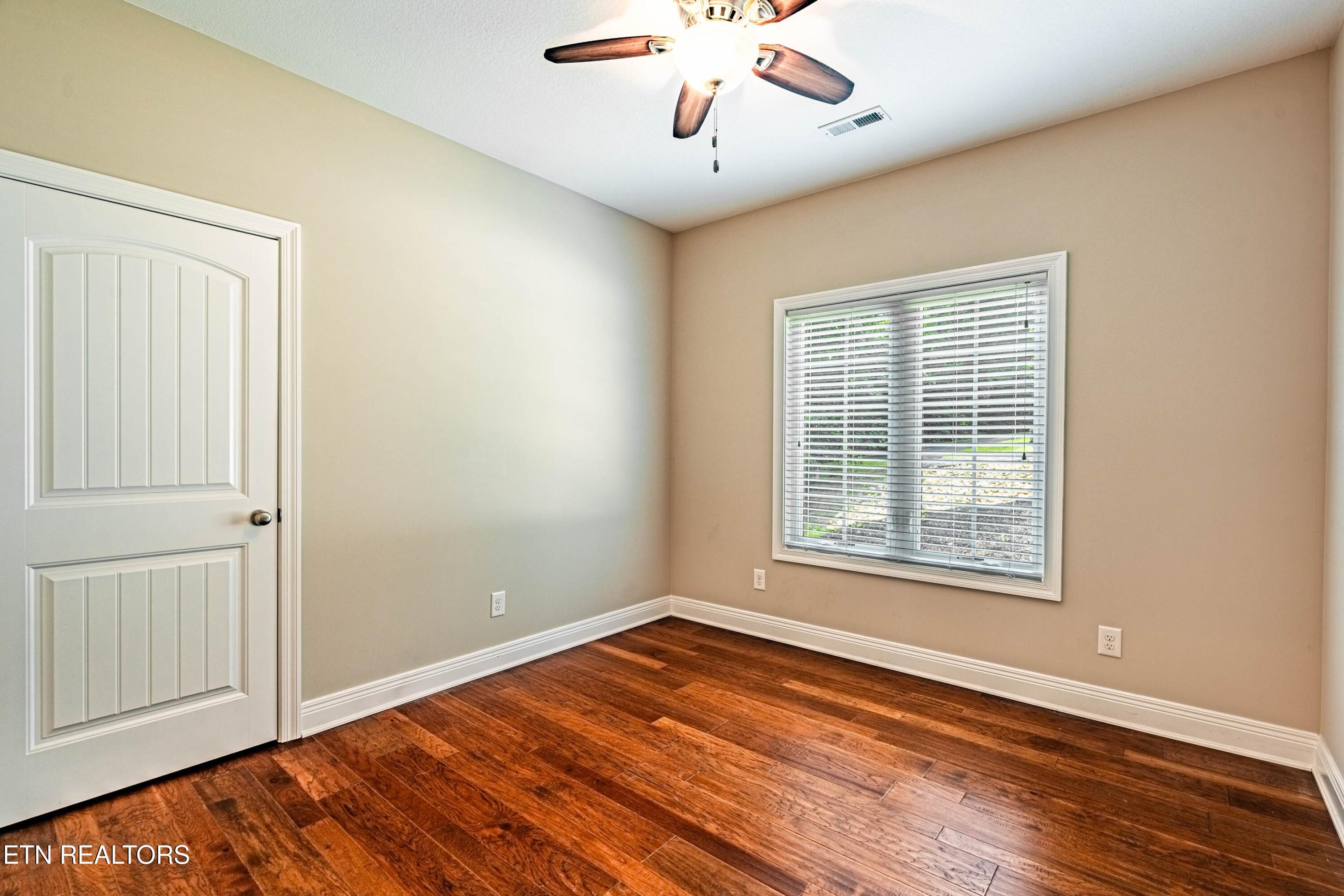 330 Dudala Point, Loudon, TN - Fort Loudoun and Tellico Lake Real Estate - Image# 33