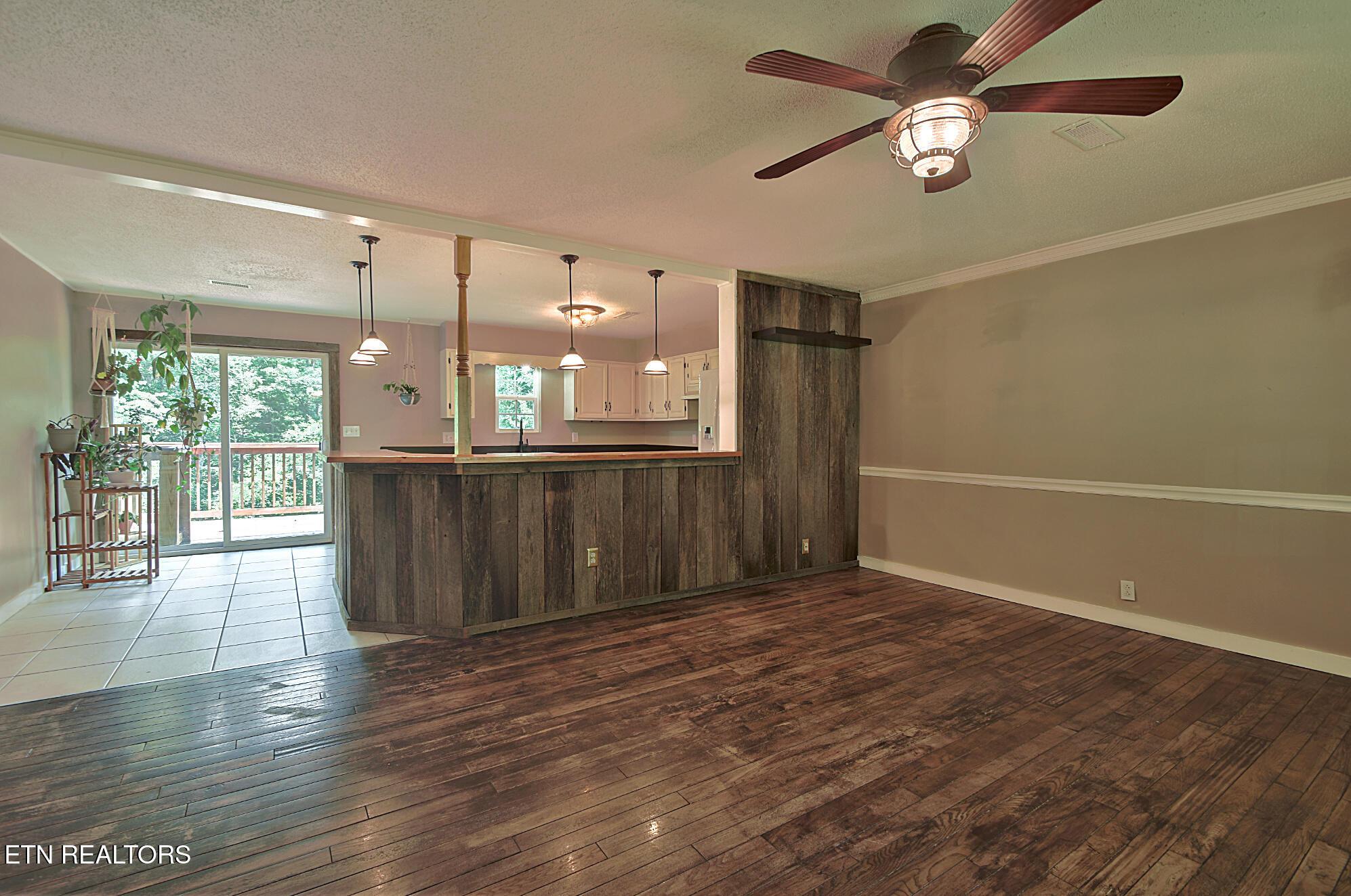 700 Lake Forest Drive, Lenoir City, TN - Fort Loudoun and Tellico Lake Real Estate - Image# 9