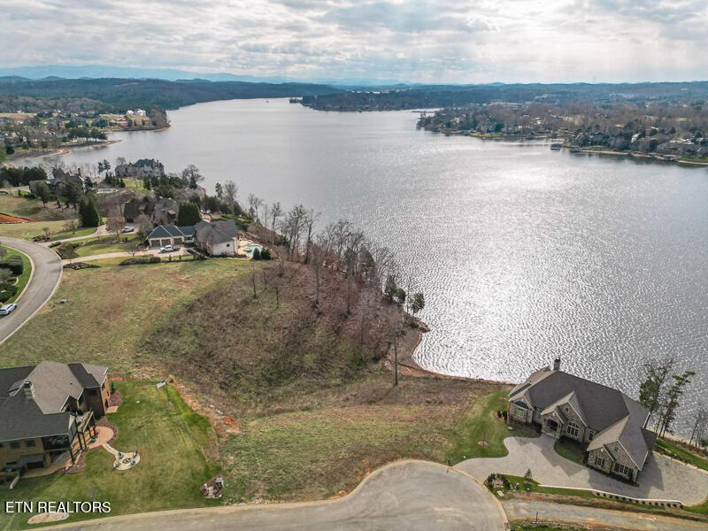 1999 Taffrail Drive, Lenoir City, TN - Fort Loudoun and Tellico Lake Real Estate - Image# 5